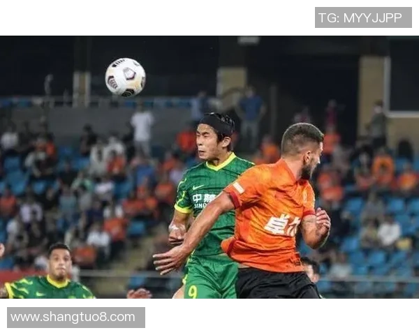 赛后分析：北京足球队与武汉足球队在战术灵活性上的较量与启示